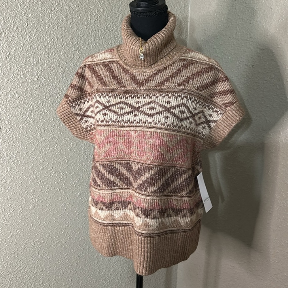 NWT DESIGN HISTORY Sleeveless Turtleneck Sweater - in brown multi‎
